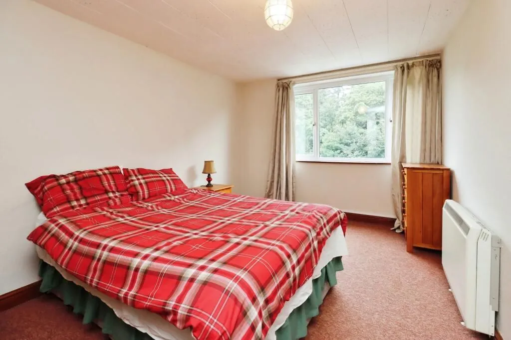 Berwick Road, Shrewsbury, Shropshire, SY1 2LT - Online Auctions