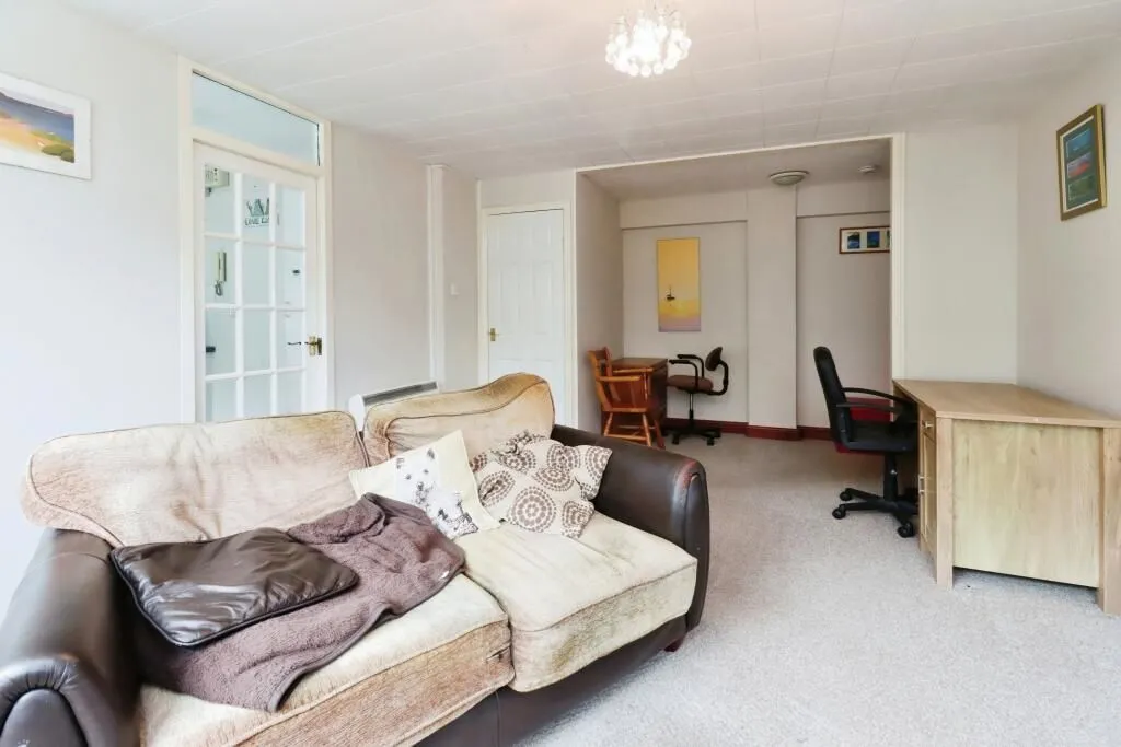 Berwick Road, Shrewsbury, Shropshire, SY1 2LT - Online Auctions