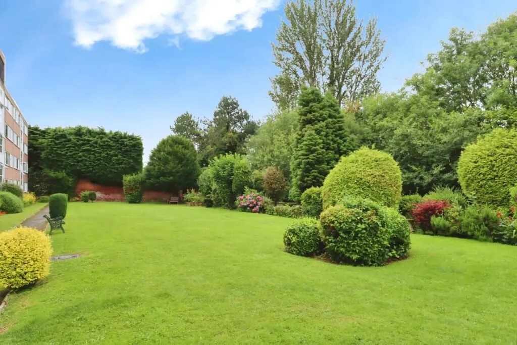 Berwick Road, Shrewsbury, Shropshire, SY1 2LT - Online Auctions