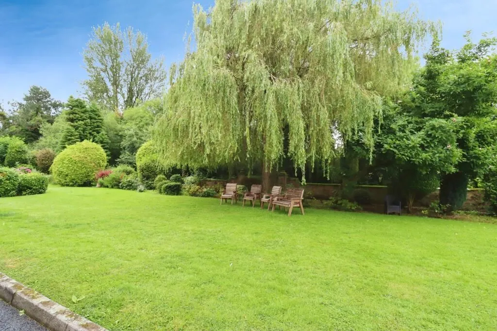 Berwick Road, Shrewsbury, Shropshire, SY1 2LT - Online Auctions