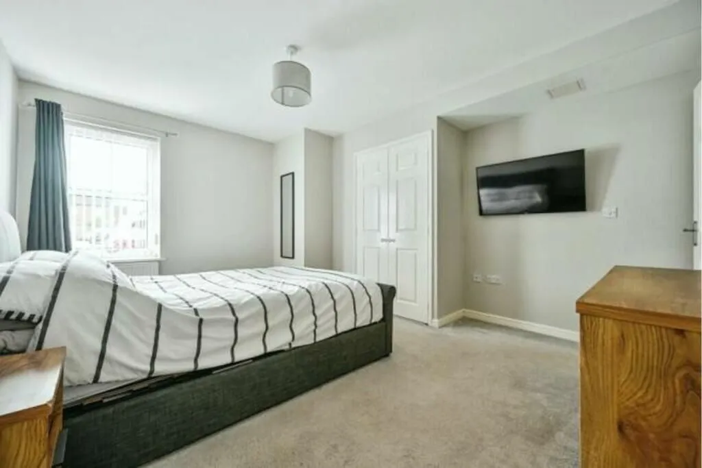 Trunkfield Meadow, Lichfield, Staffordshire, WS13 8FN - Online Auctions