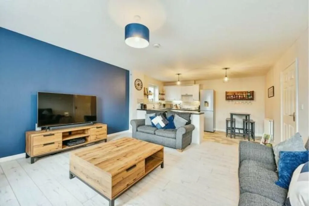 Trunkfield Meadow, Lichfield, Staffordshire, WS13 8FN - Online Auctions