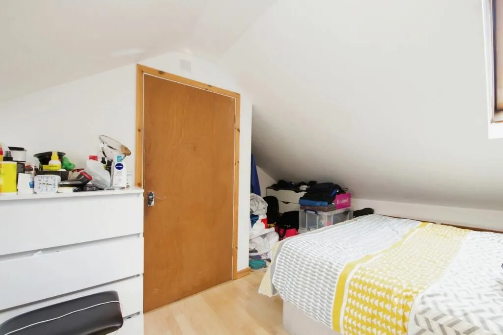 London, E17 6HE - Online Properties