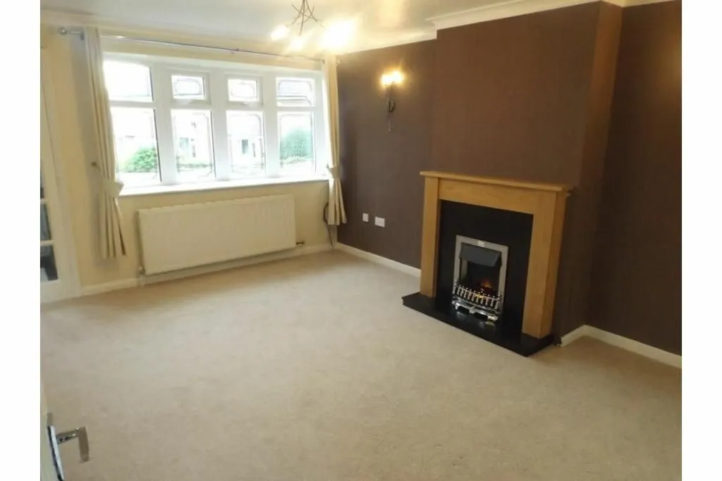 Ilkeston, Derbyshire, DE7 8UW - Online Auctions
