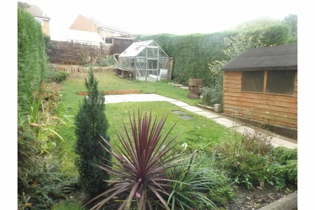 Ilkeston, Derbyshire, DE7 8UW - Online Auctions