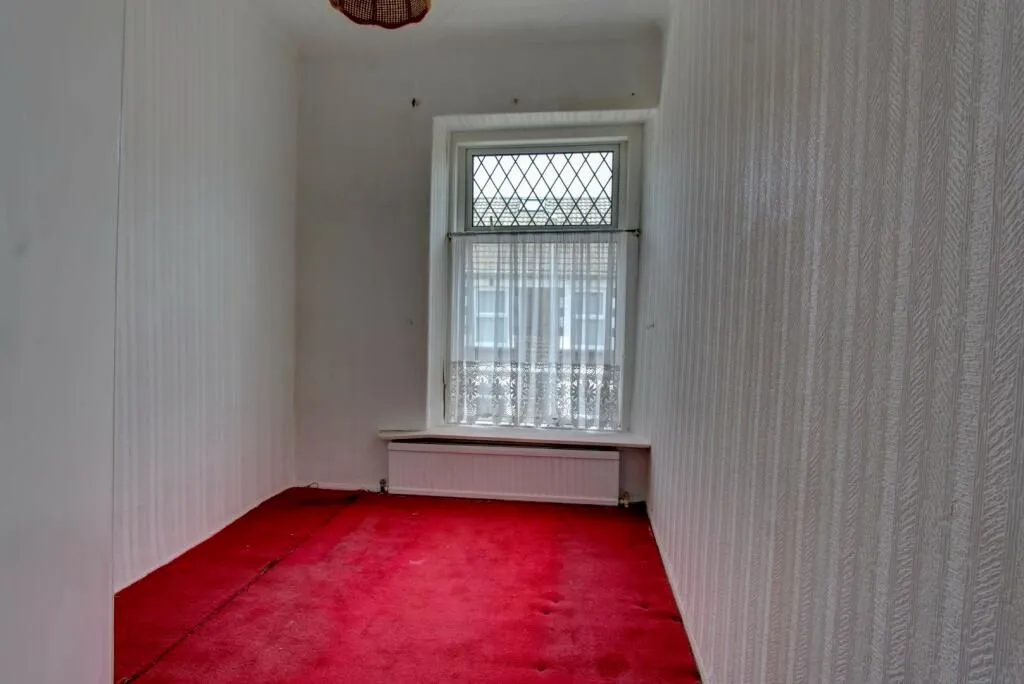 Skewen, Neath, West Glamorgan, SA10 6HB - Online Properties