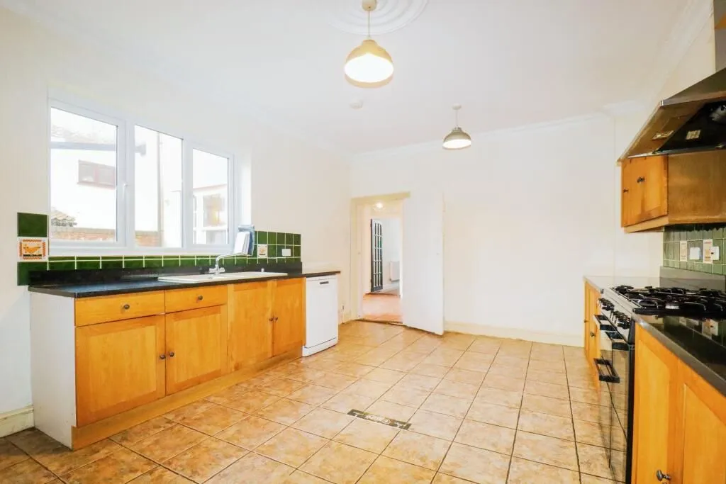 East Harling, Norwich, Norfolk, NR16 2NE - Online Auctions