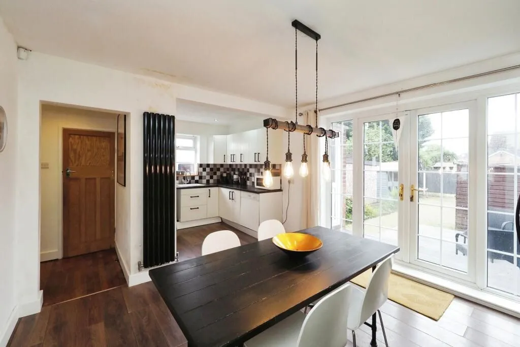 Mansfield Woodhouse, Mansfield, Nottinghamshire, NG19 8QP - Online Properties