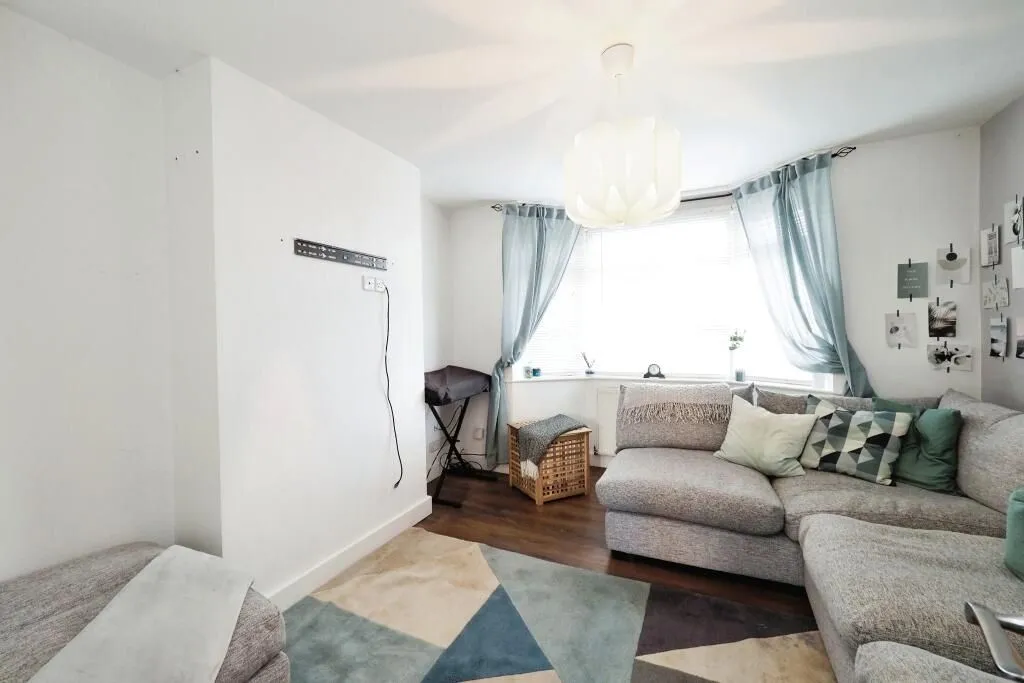 Mansfield Woodhouse, Mansfield, Nottinghamshire, NG19 8QP - Online Properties
