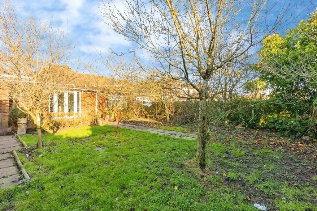 Stockport, Cheshire, SK5 6EU - Online Auctions