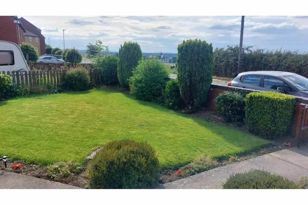 Grimethorpe, Barnsley, South Yorkshire, S72 7JF - Online Auctions