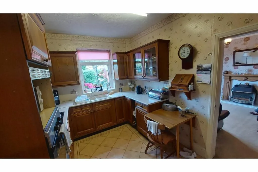 Grimethorpe, Barnsley, South Yorkshire, S72 7JF - Online Auctions