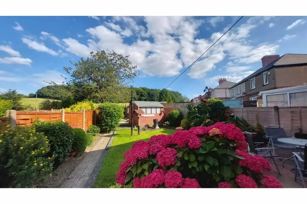 Grimethorpe, Barnsley, South Yorkshire, S72 7JF - Online Auctions