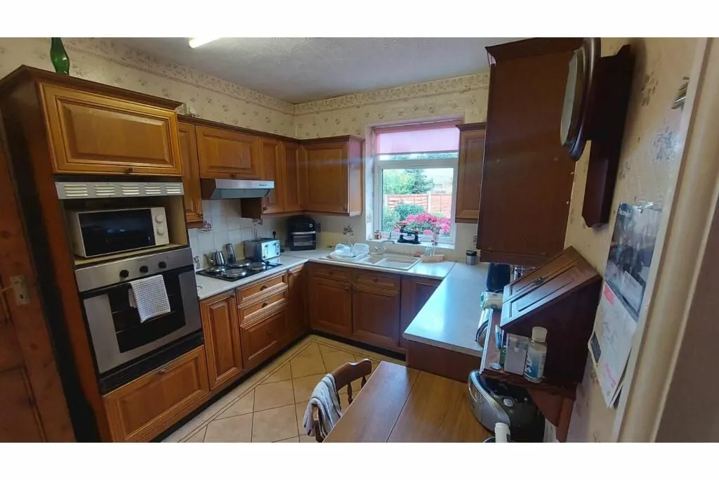 Grimethorpe, Barnsley, South Yorkshire, S72 7JF - Online Auctions