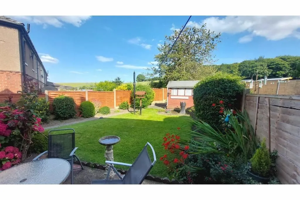 Grimethorpe, Barnsley, South Yorkshire, S72 7JF - Online Auctions