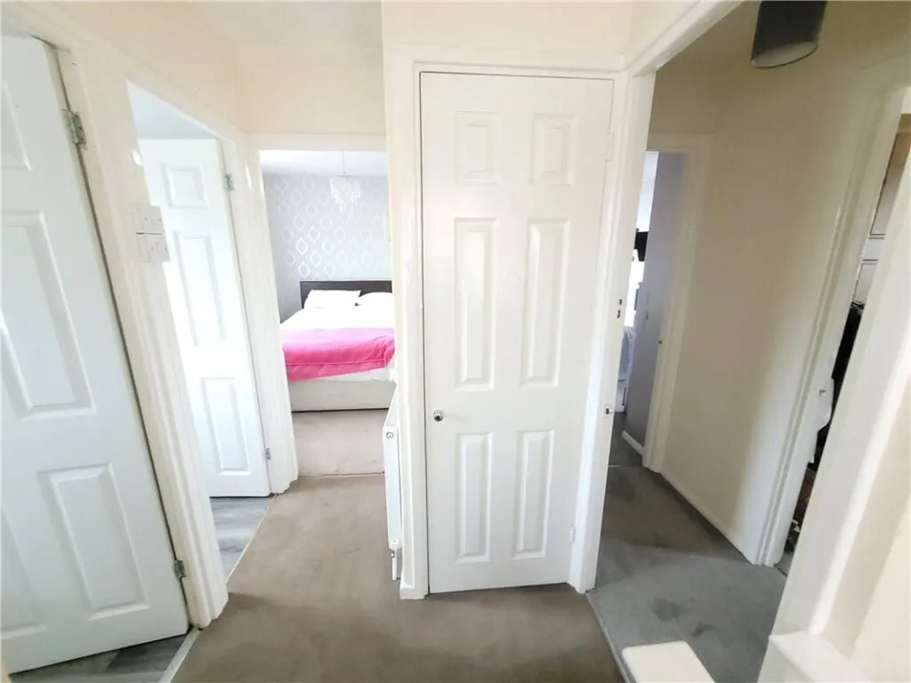 Orpington, Kent, BR5 1RF - Online Auctions