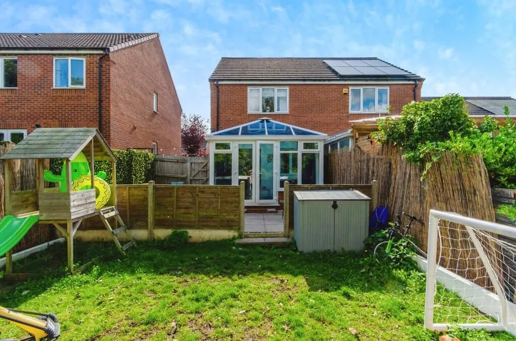 Darlaston, Wednesbury, West Midlands, WS10 8BF - Online Auctions