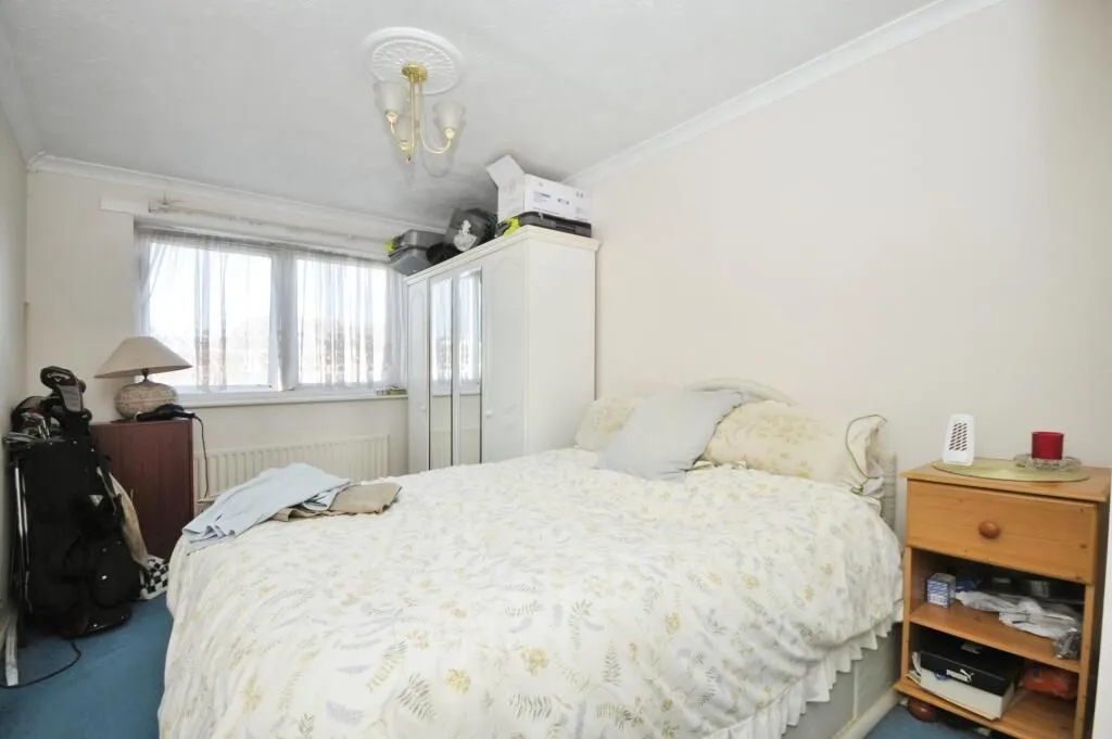 Luscombe Court, 26 Park Hill Road, Bromley, Kent, BR2 0XQ - Online Auctions