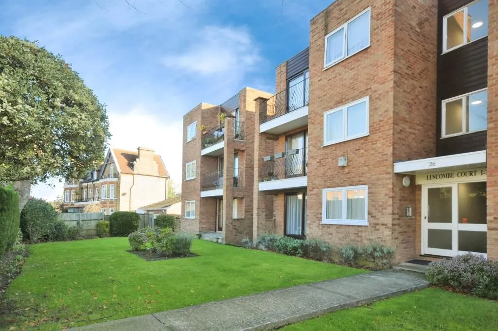 Luscombe Court, 26 Park Hill Road, Bromley, Kent, BR2 0XQ - Online Auctions