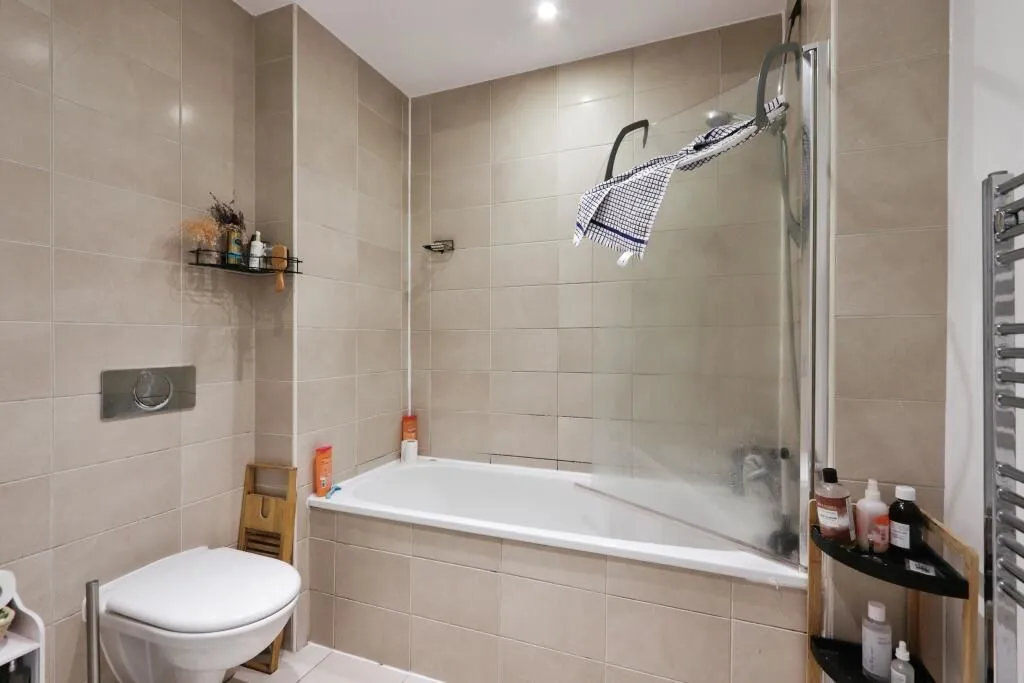 Porter Brook House, 201 Ecclesall Road, Sheffield, South Yorkshire, S11 8HW - Online Auctions