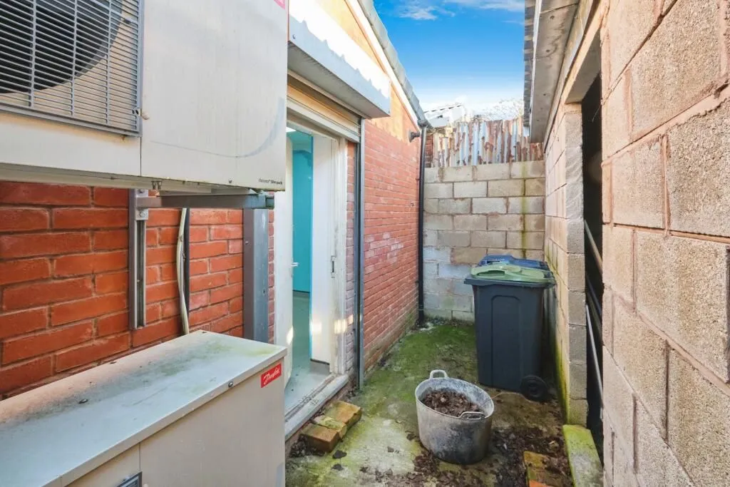 Flaxley Road, Birmingham, West Midlands, B33 9HQ - Online Auctions
