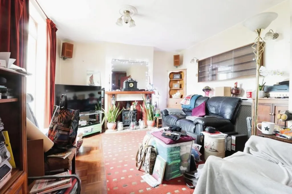 Chelmsford, Essex, CM2 0TL - Online Properties