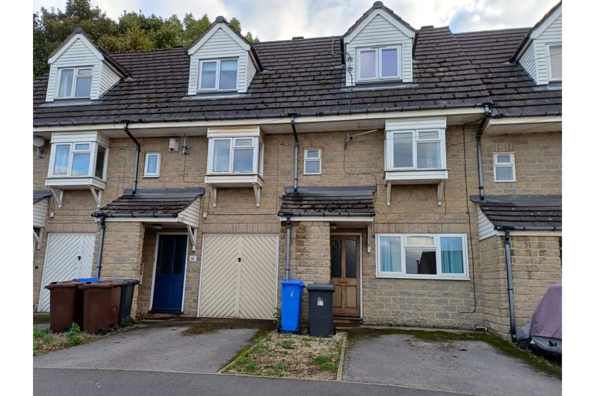 Sheffield, South Yorkshire, S6 5AB - Online Auctions