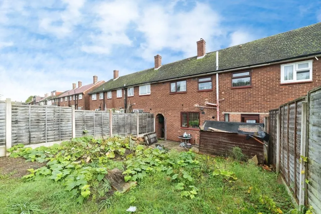 Romford, Essex, RM3 7QJ - Online Auctions