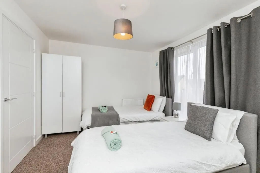 Lime Tree House, Hawkfield Road, Bristol, Avon, BS13 0FS - Online Auctions