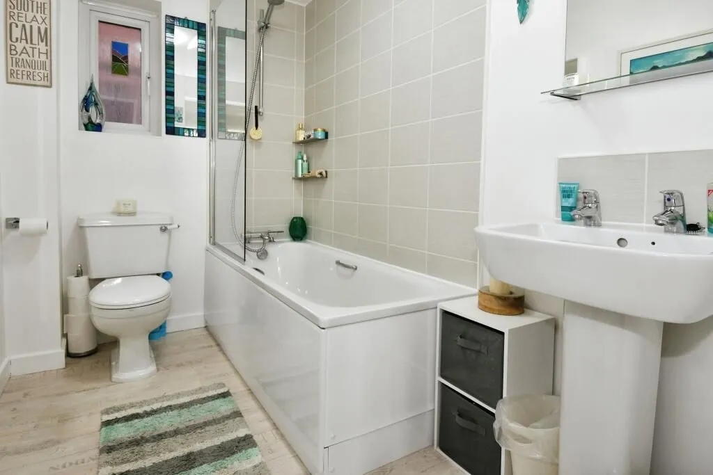 Witham St. Hughs, Lincoln, Lincolnshire, LN6 9ZH - Online Auctions