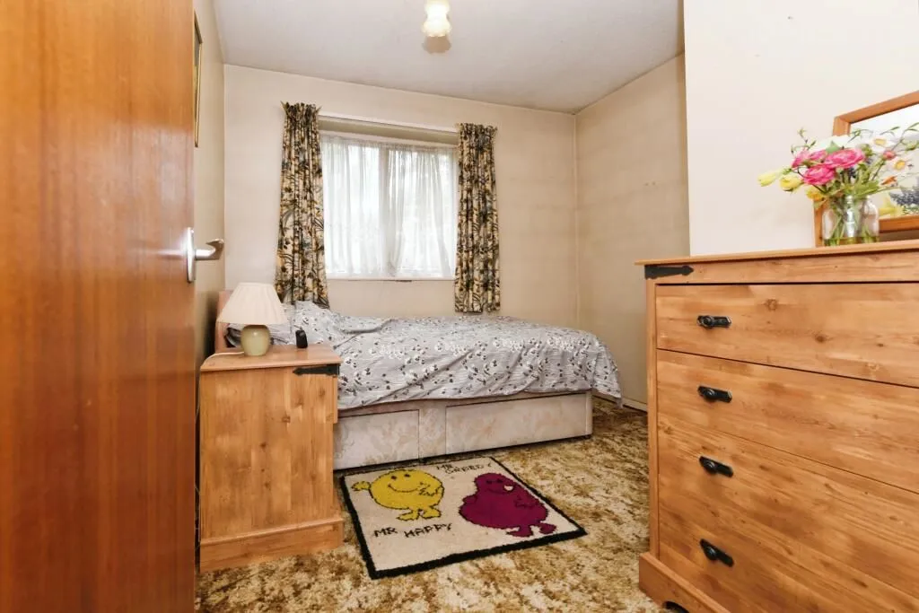Colchester, Essex, CO3 4RH - Online Auctions