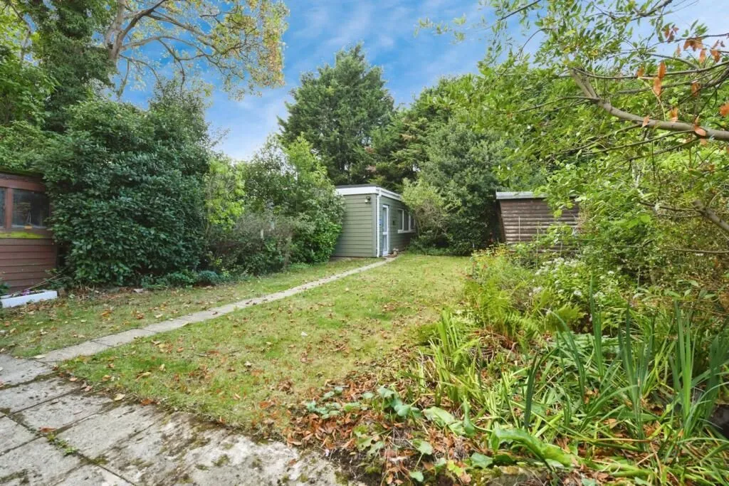 Colchester, Essex, CO3 4RH - Online Auctions