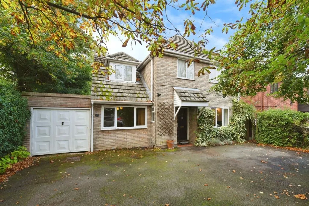 Colchester, Essex, CO3 4RH - Online Auctions