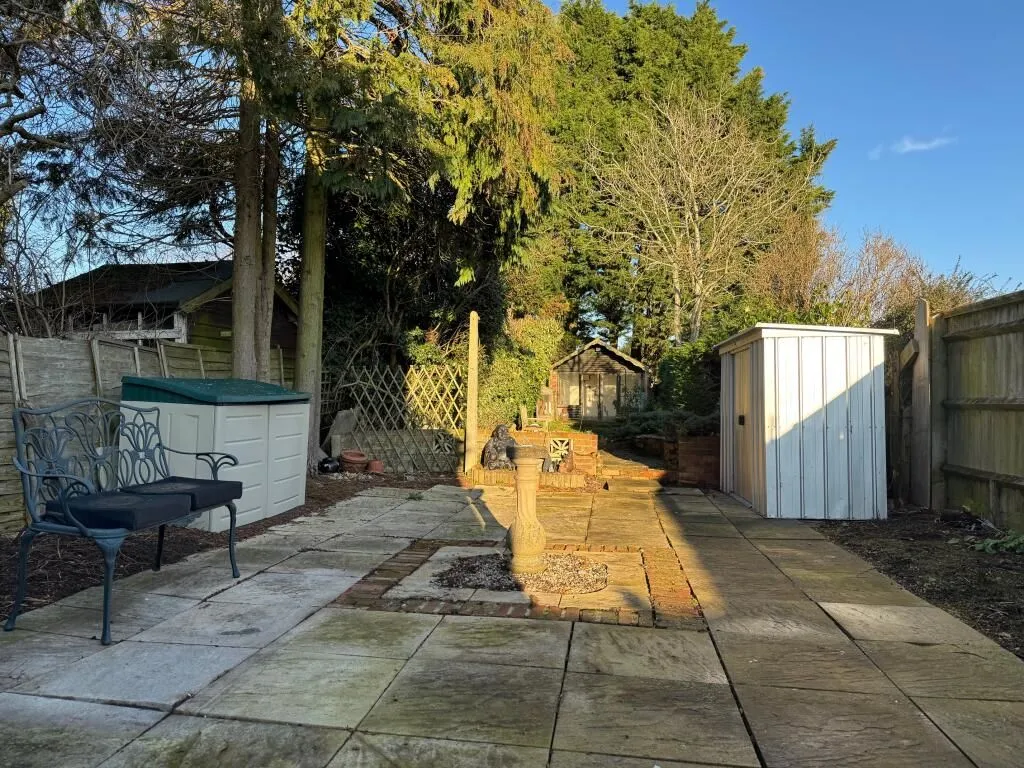 Bicester, Oxfordshire, OX26 2EG - Online Properties