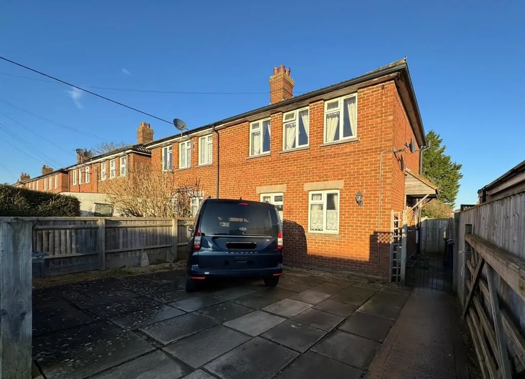 Bicester, Oxfordshire, OX26 2EG - Online Properties