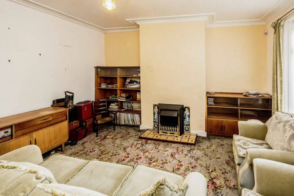 Huddersfield, West Yorkshire, HD2 1UP - Online Properties