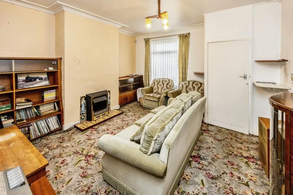Huddersfield, West Yorkshire, HD2 1UP - Online Properties