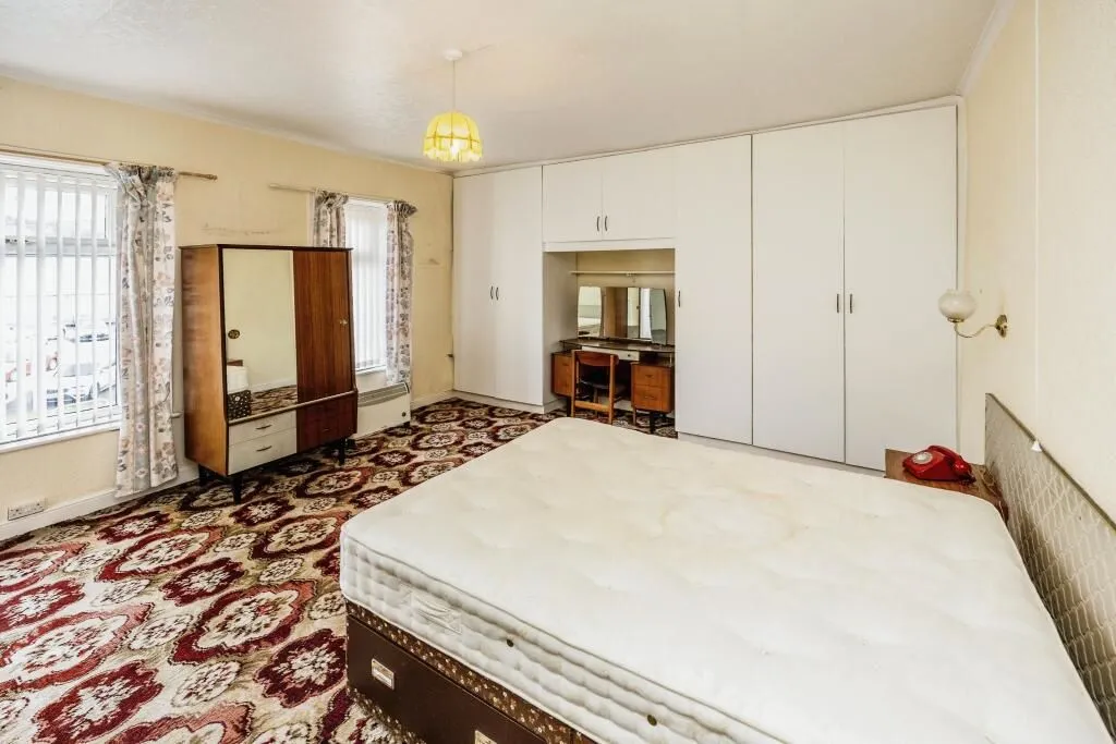 Huddersfield, West Yorkshire, HD2 1UP - Online Properties