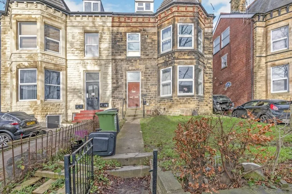 Leeds, West Yorkshire, LS8 4EU - Online Auctions