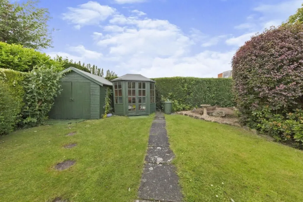 Sandbach, Cheshire, CW11 1FH - Online Auctions