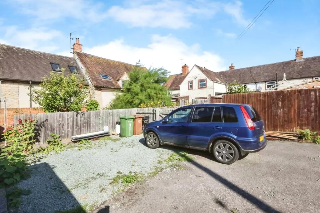 Bretforton, Evesham, Worcestershire, WR11 7JH - Online Properties