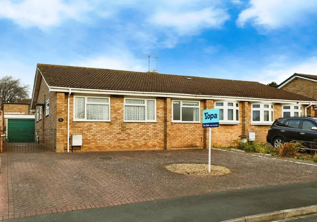 Evesham, Worcestershire, WR11 2QB - Online Properties