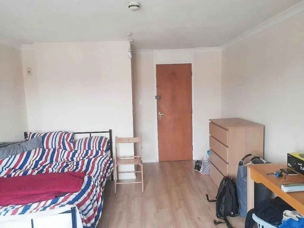 Conniburrow, Milton Keynes, Buckinghamshire, MK14 7DB - Online Properties