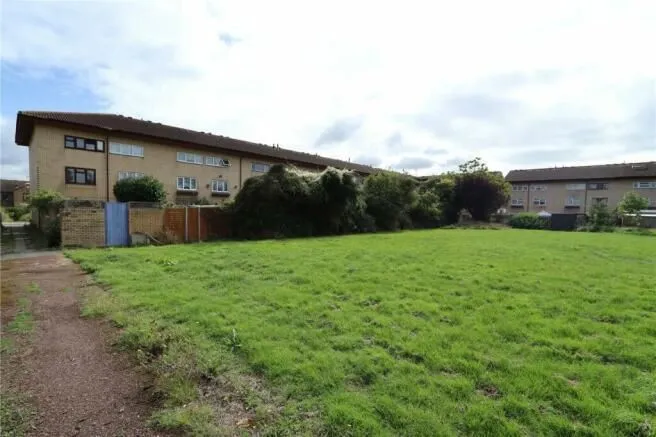 Conniburrow, Milton Keynes, Buckinghamshire, MK14 7DB - Online Properties