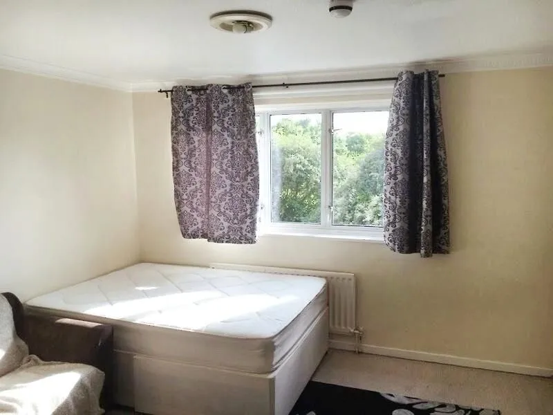 Conniburrow, Milton Keynes, Buckinghamshire, MK14 7DB - Online Properties