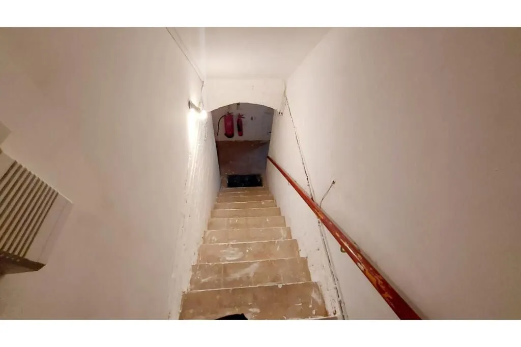 27 Birmingham Road, Kidderminster, Worcestershire, DY10 2BX - Online Auctions