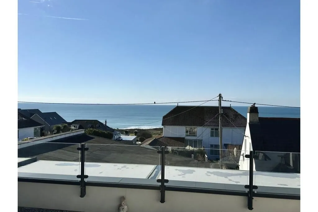 Pengersick Lane, Praa Sands, Penzance, Cornwall, TR20 9SQ - Online Auctions