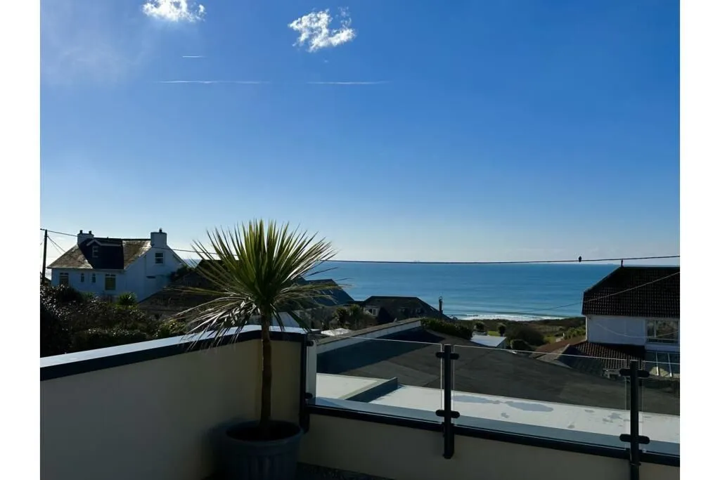 Pengersick Lane, Praa Sands, Penzance, Cornwall, TR20 9SQ - Online Auctions