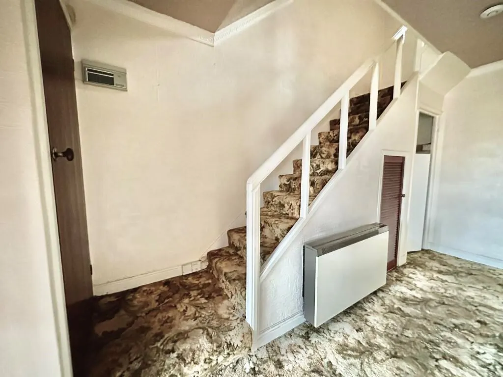 Sheffield, South Yorkshire, S5 9JT - Online Properties