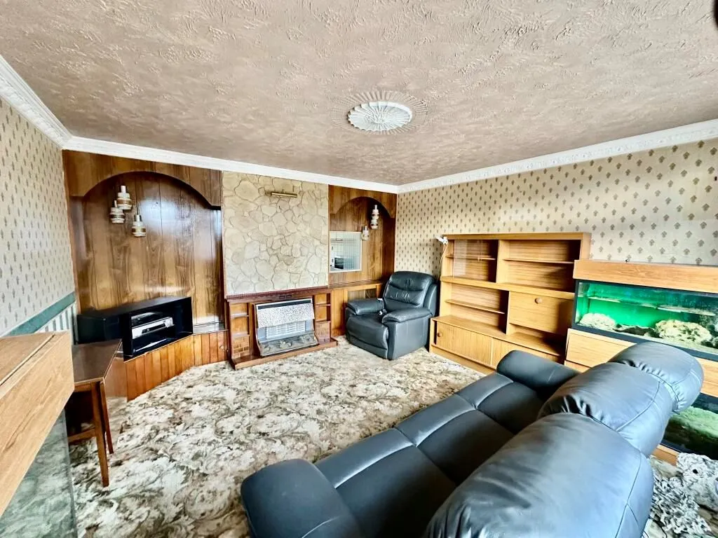 Sheffield, South Yorkshire, S5 9JT - Online Properties